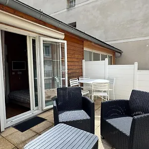 Place De La Mairie. Joli T2 4p - Terrasse Et Vue. Cauterets